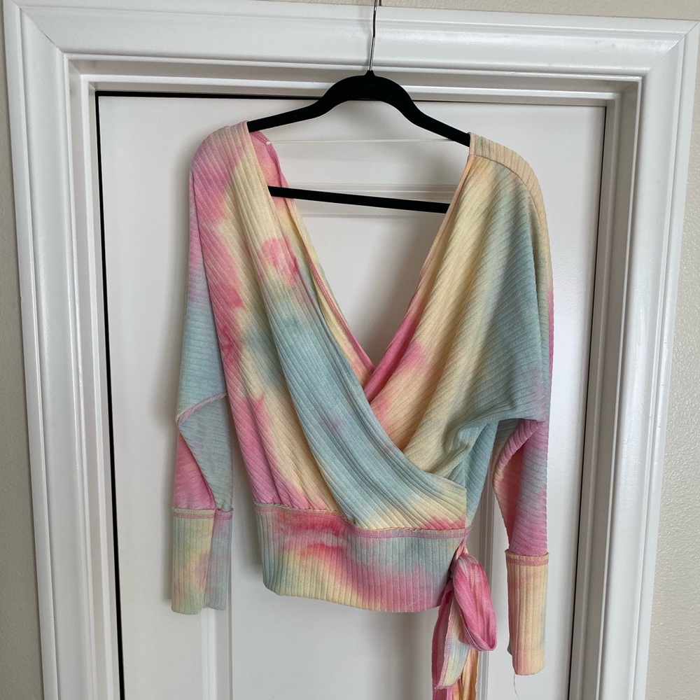 Style Rack tie dye sweater size large